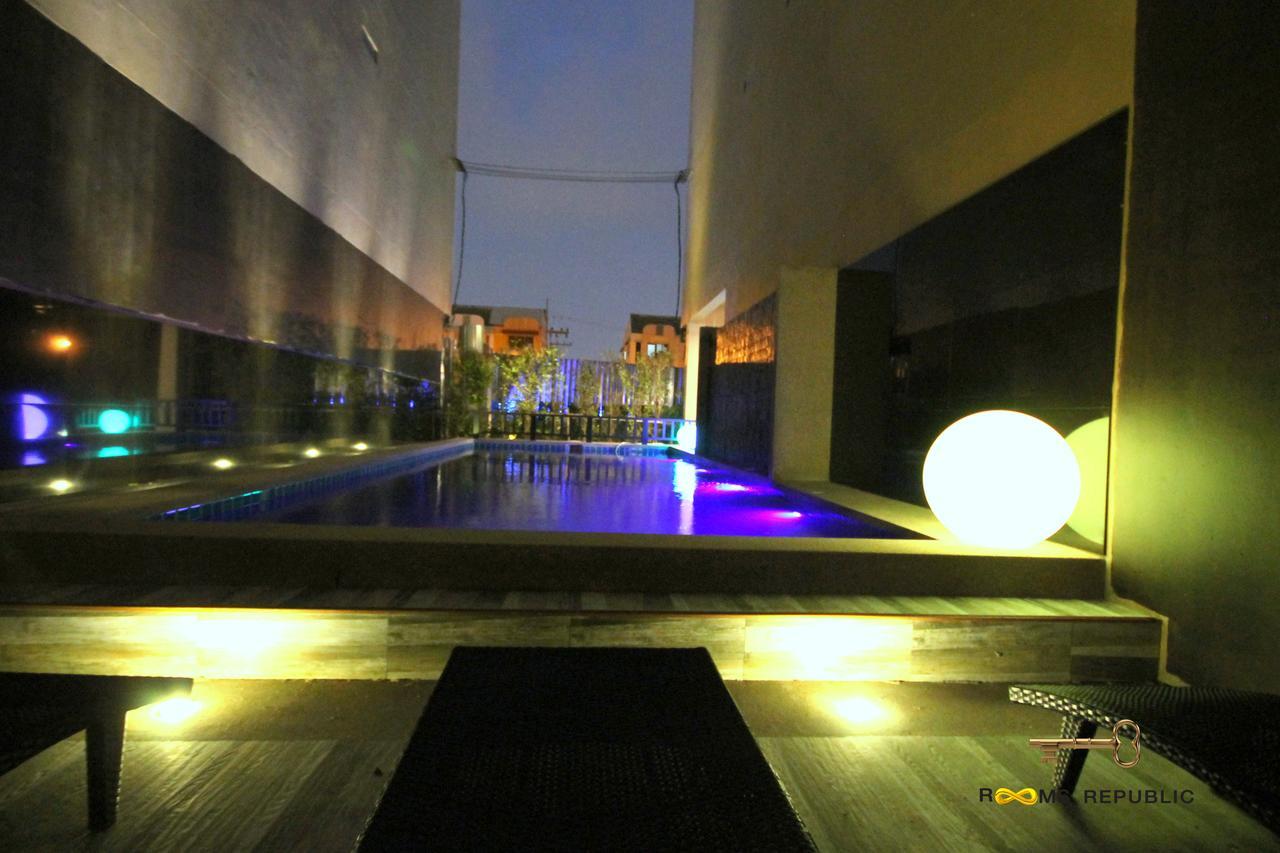 Rooms Republic Pattaya Exterior foto