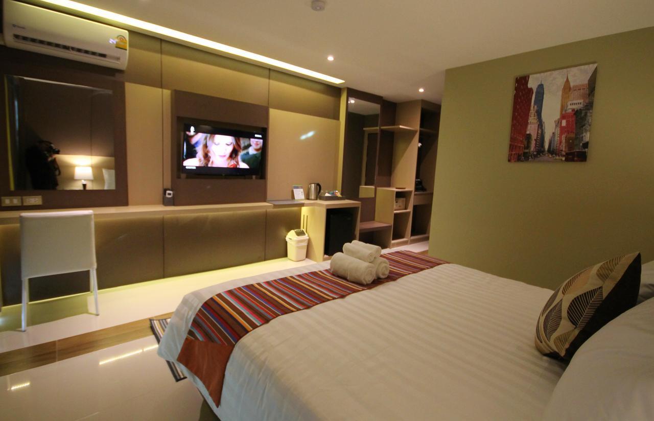 Rooms Republic Pattaya Exterior foto